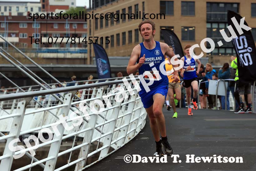 The 2025 Quayside 5k, Newcastle-Gateshead, Wednesday, April 23rd. Photo: David T. Hewitson/Sports for All Pics